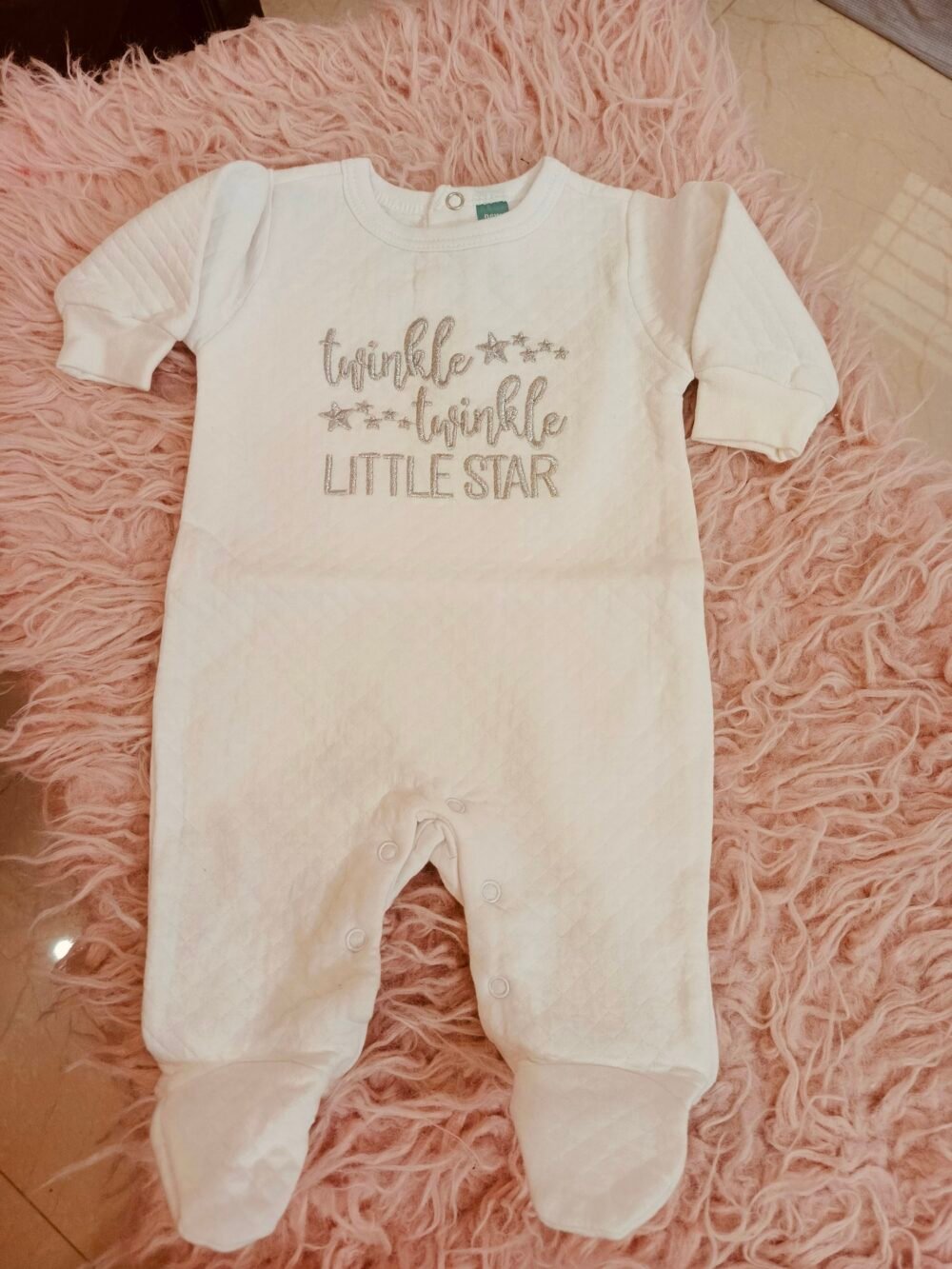 baby romper imported
0 to 3 month
warm rompr - Image 1