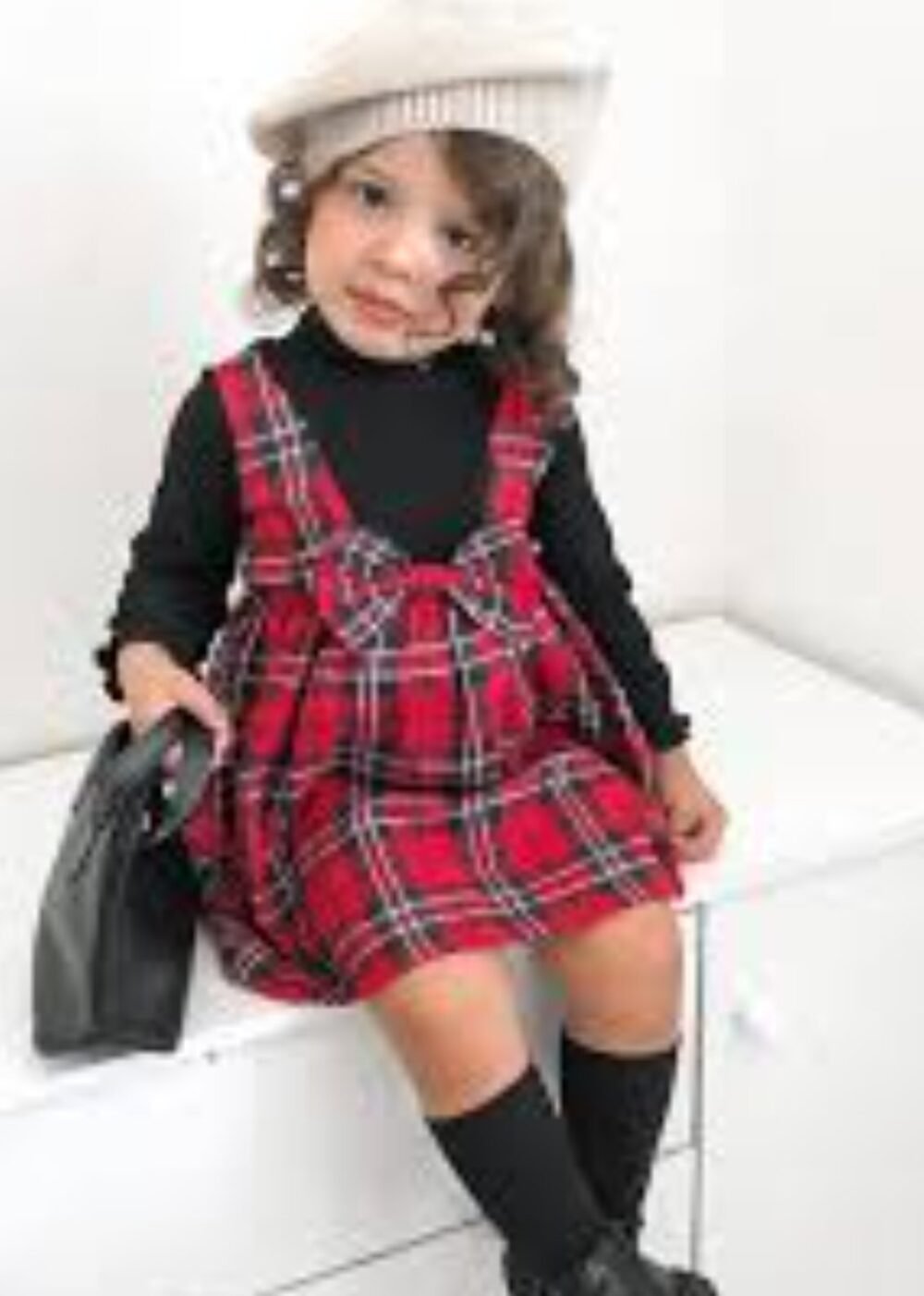 2025/09/1001032327.jpg patpat baby girl dress and shoes set
1year size - Image 1