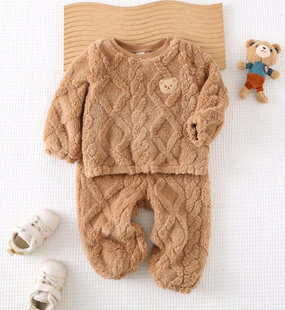 Shein baby dress
age
2-3 year - Image 1