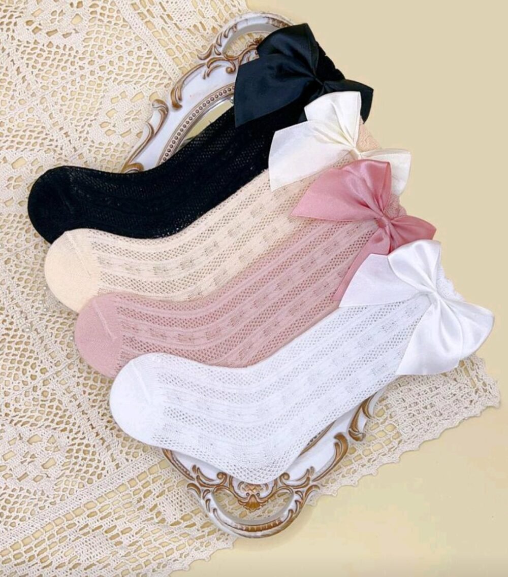 shein baby girl bow socks set
free size - Image 1