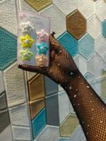 Shein glittery 🌟 stars pins
pack of 6 - Image 2