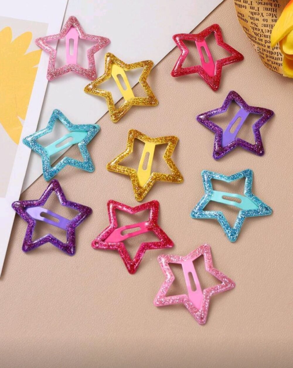 Shein glittery 🌟 stars pins
pack of 6 - Image 1
