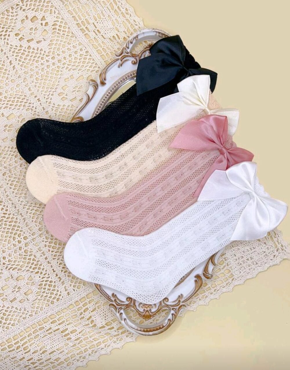 Shein baby girl socks
pack of 4 - Image 1