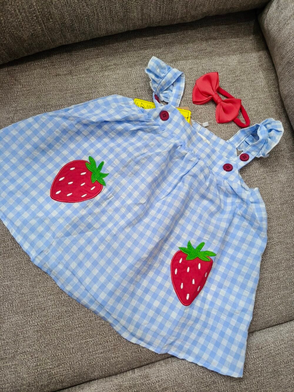 Shein baby girl dress
size 6-9 month - Image 2