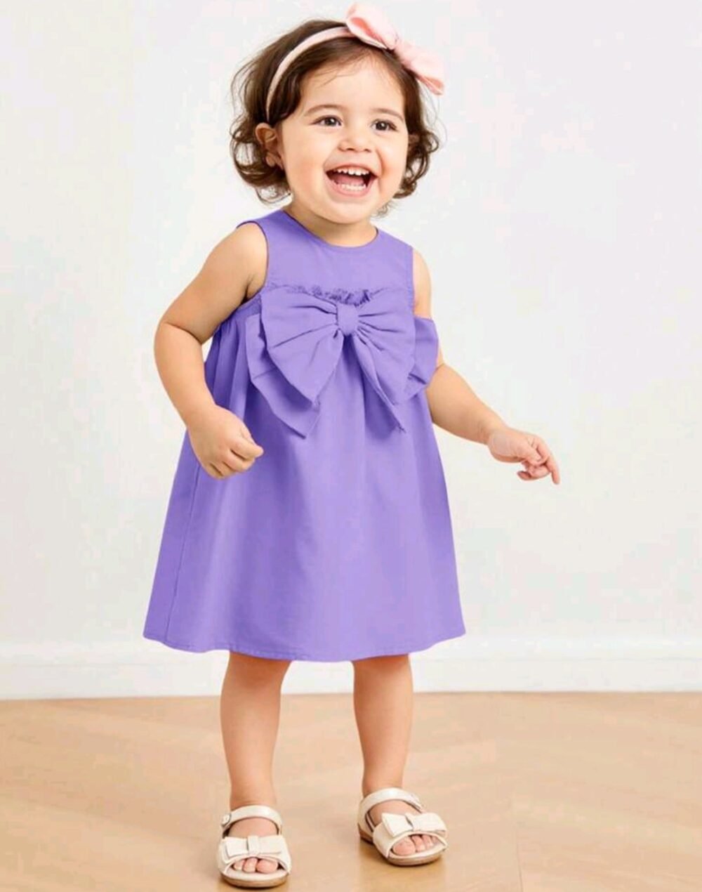 Shein kids baby girl frock with glasses
size 1-2 year - Image 1