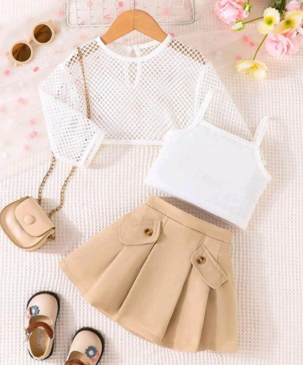 Shein 3 pc baby girl  set
2-4 year - Image 1