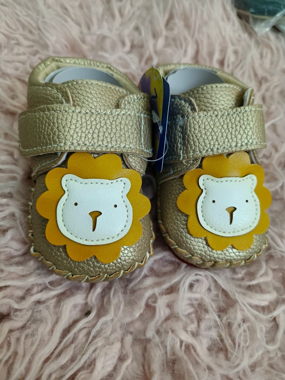 MONTH 7 SHEIN BABY SHOES 6 MONTH - Image 1