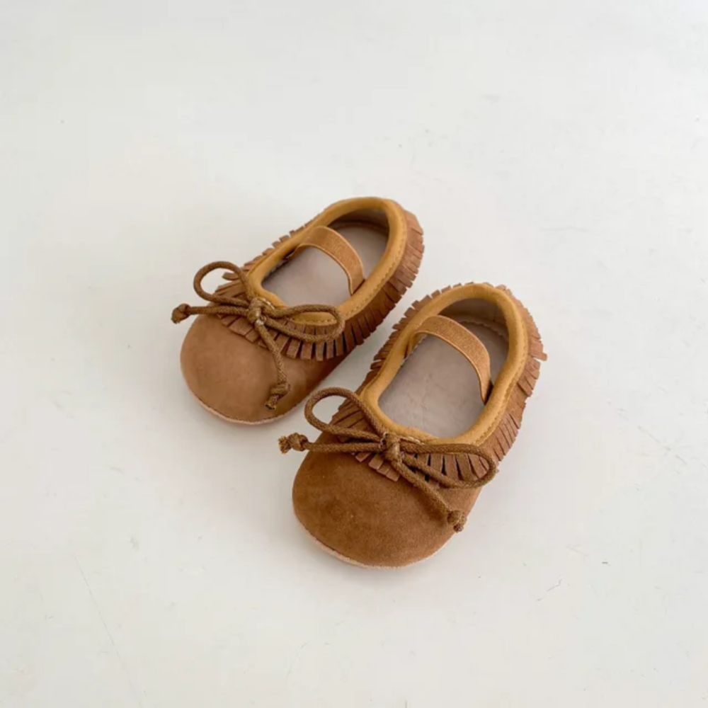 Baby girl solid colour shoes 
pu rubber sole antislip
6till14 month - Image 2