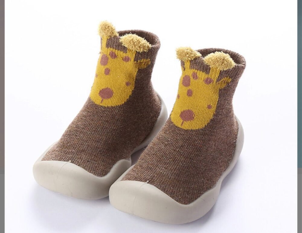 Baby sock, shoes toddler nonslip warm elastic winter best gift 🎁
size18-21 - Image 1