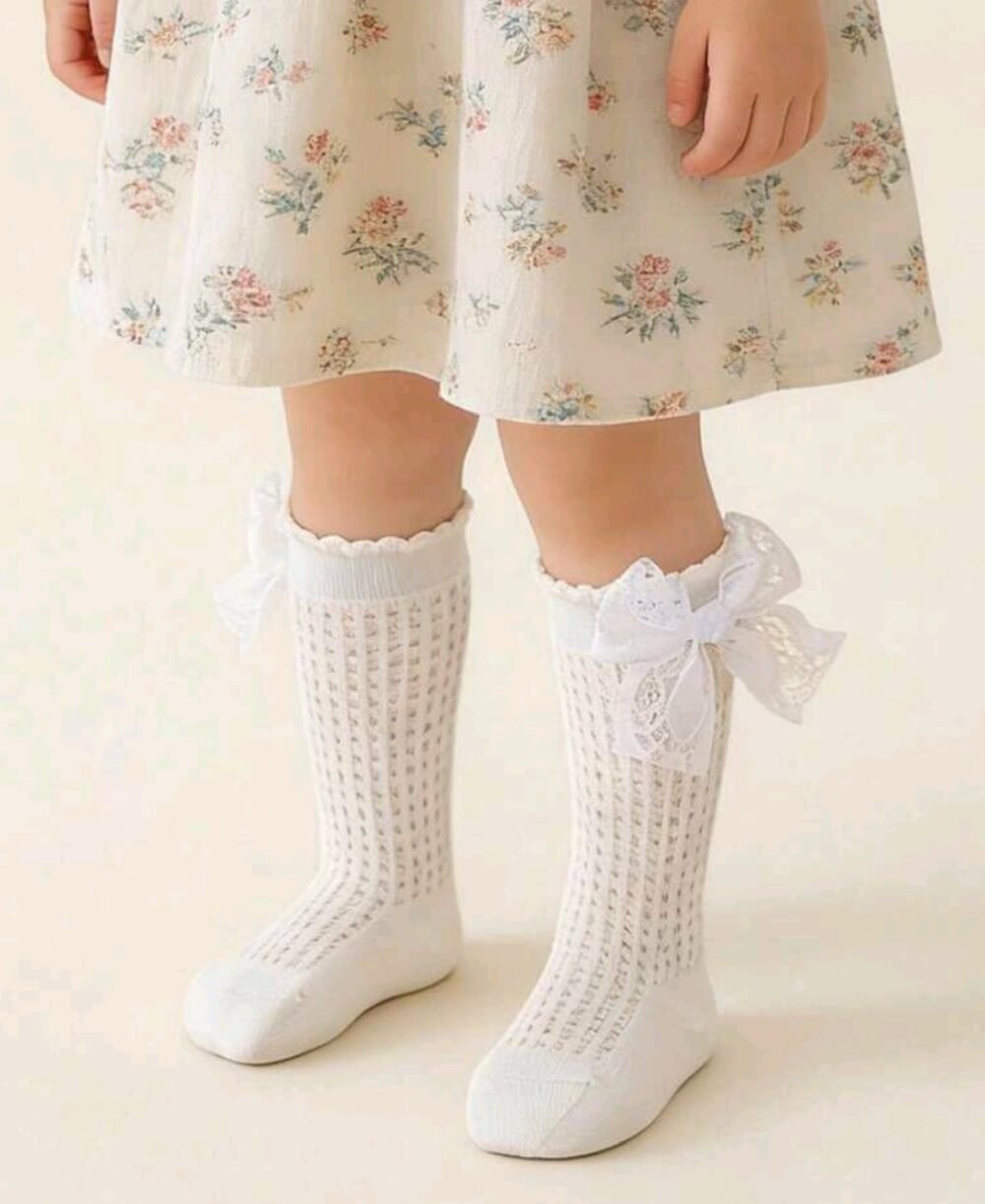 1 Pair Baby Girls' Sweet Cute Lace Bow Decor Cotton Mesh High Socks, Spring/Summer - Image 1