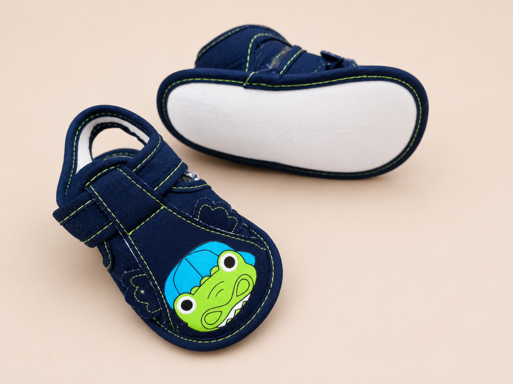 Baby cute imported sandels
0 to6 month - Image 1