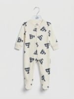 Baby gap playful plaid bear print and convenient zipper closure. Complete with anti-slip grips on the feet